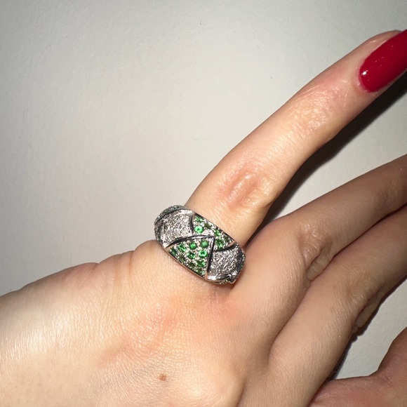 WOW 14k Diamond & Tsavorite Pinky Ring 3.75 - Picture 6 of 7